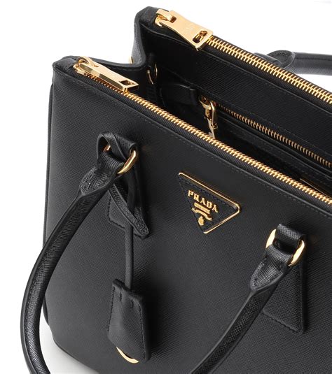 bauletto prada nero saffian|Black Saffiano Leather Shoulder Bag .